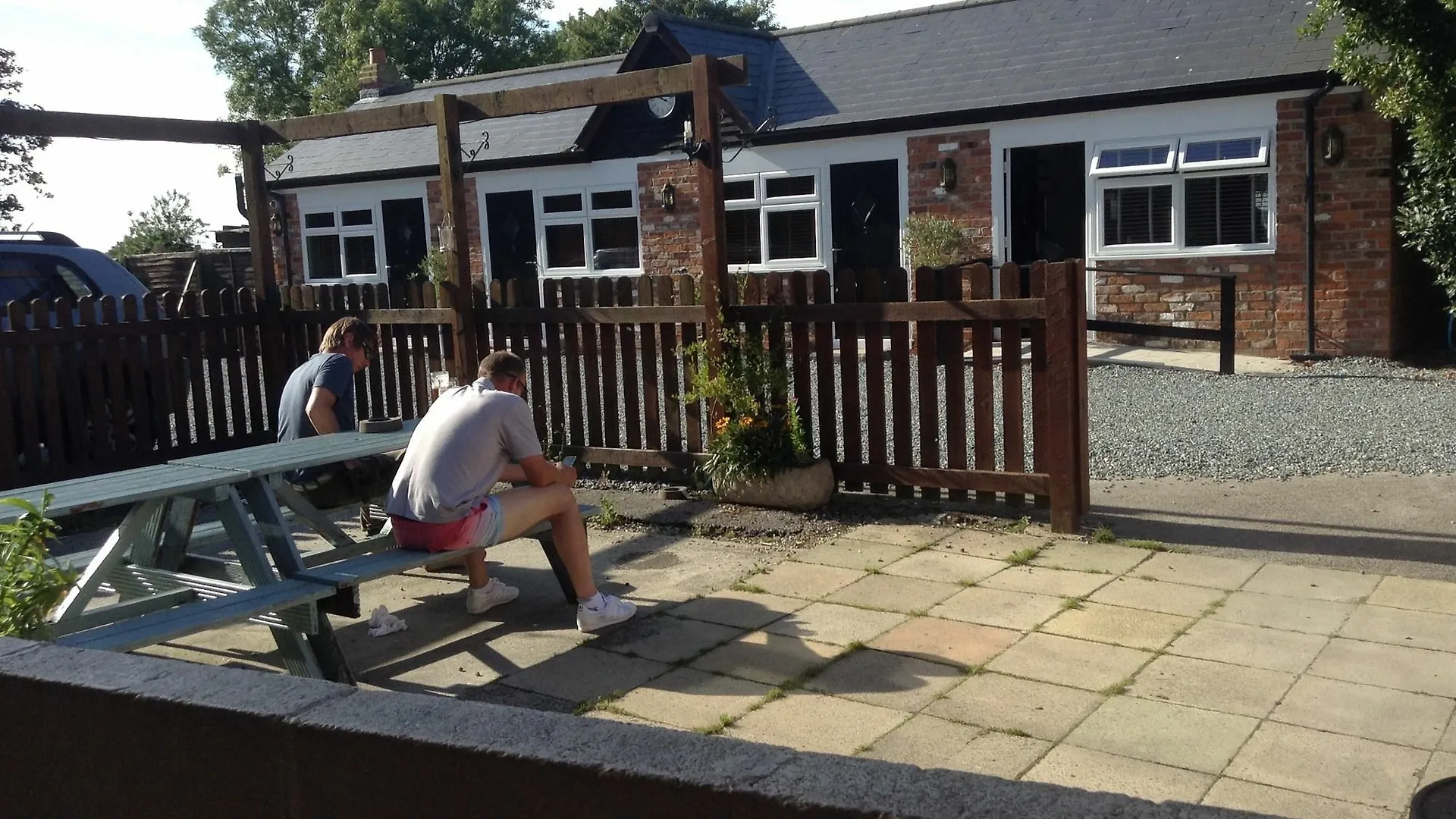 Roos Rooms Kingston upon Hull 3*,