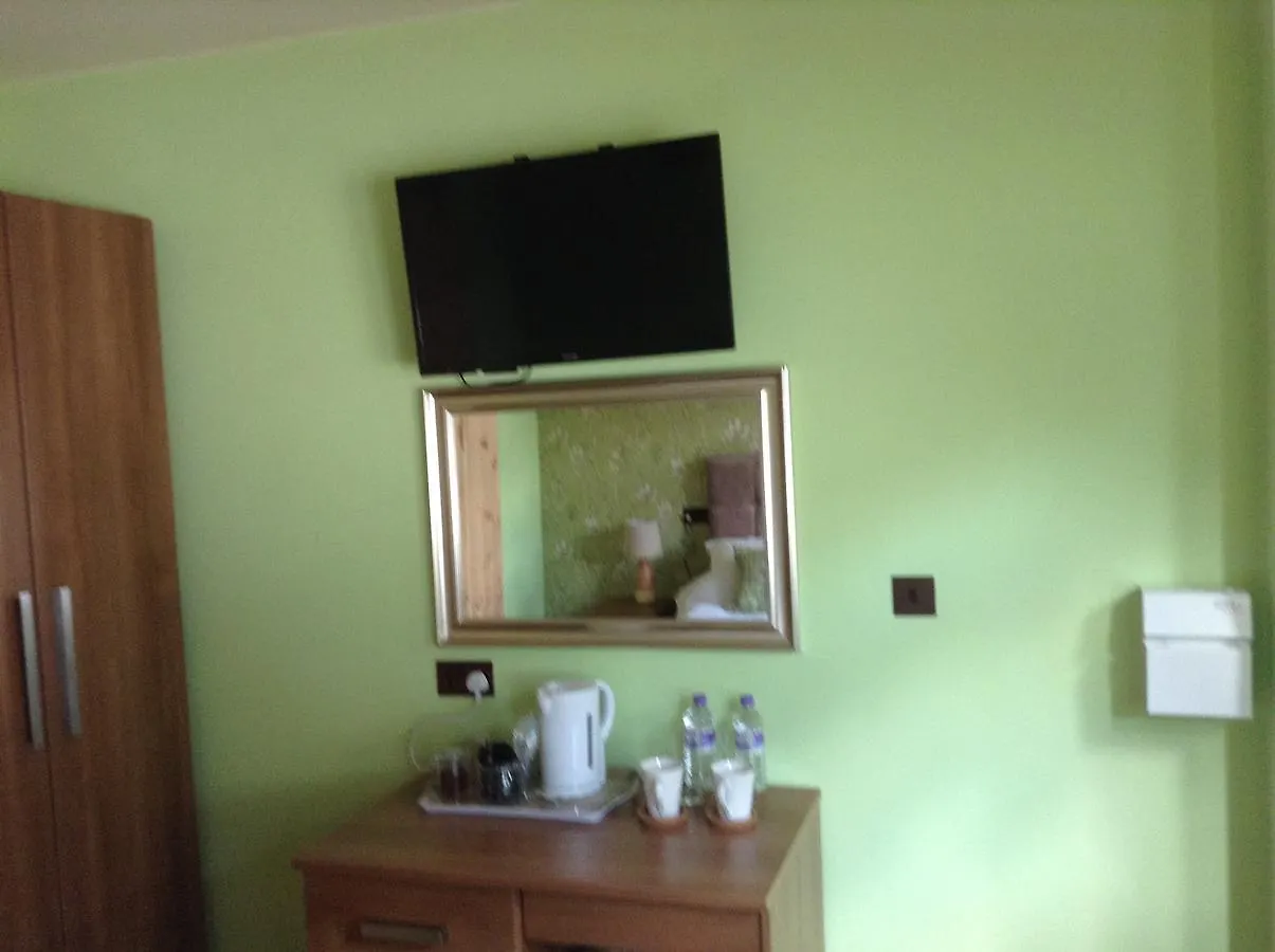 Roos Rooms Kingston upon Hull Kro