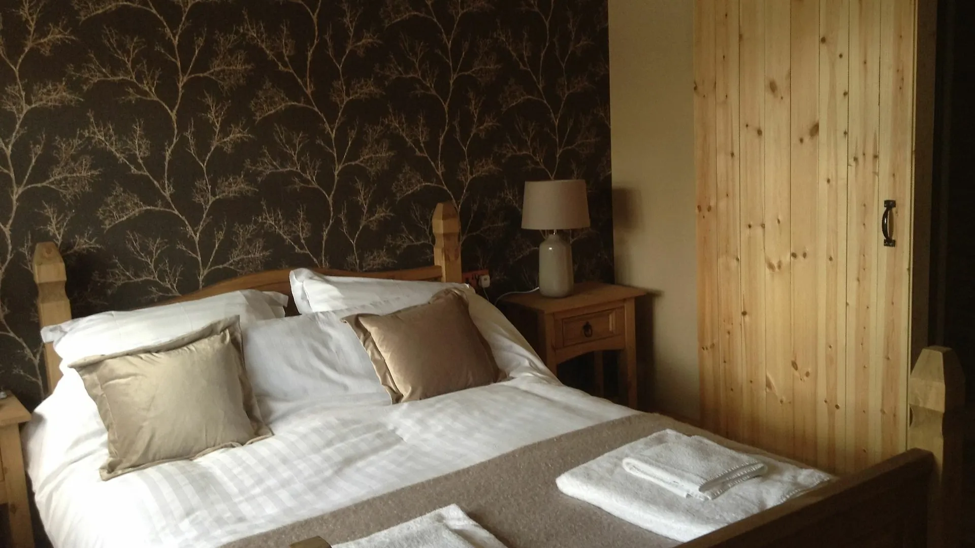 Roos Rooms Kingston upon Hull Kro